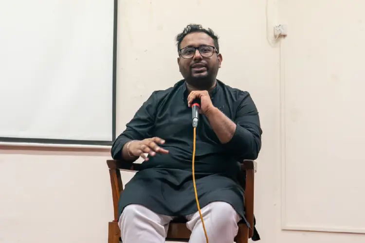 চলতরঙ্গ (10)