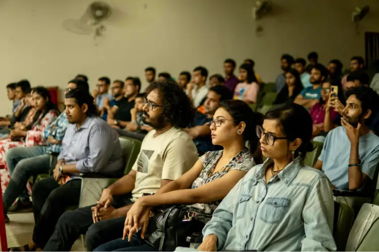 চলতরঙ্গ (4)